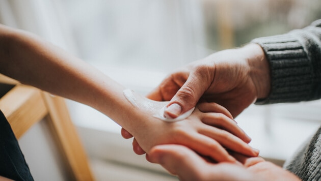 Hands